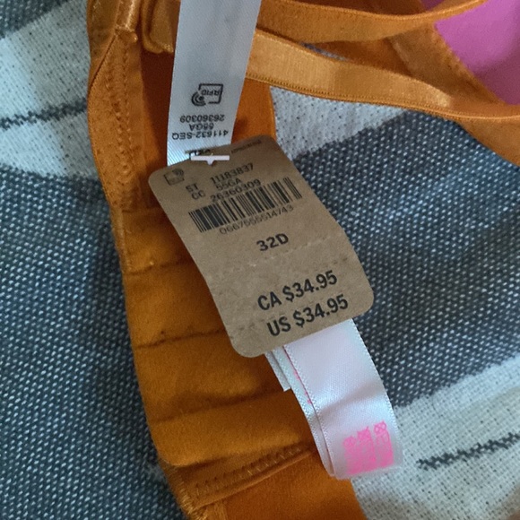 NWT Pink 32D bra - lightly lined - Picture 3 of 3